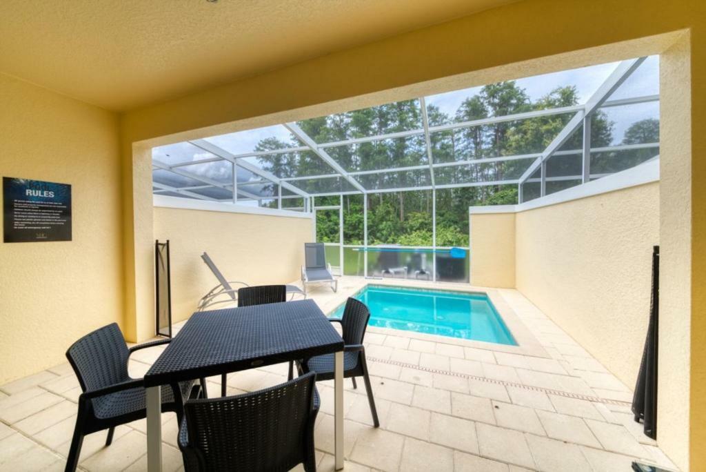 Pleasant Villa With Private Pool Near Disney Four Corners Exterior photo