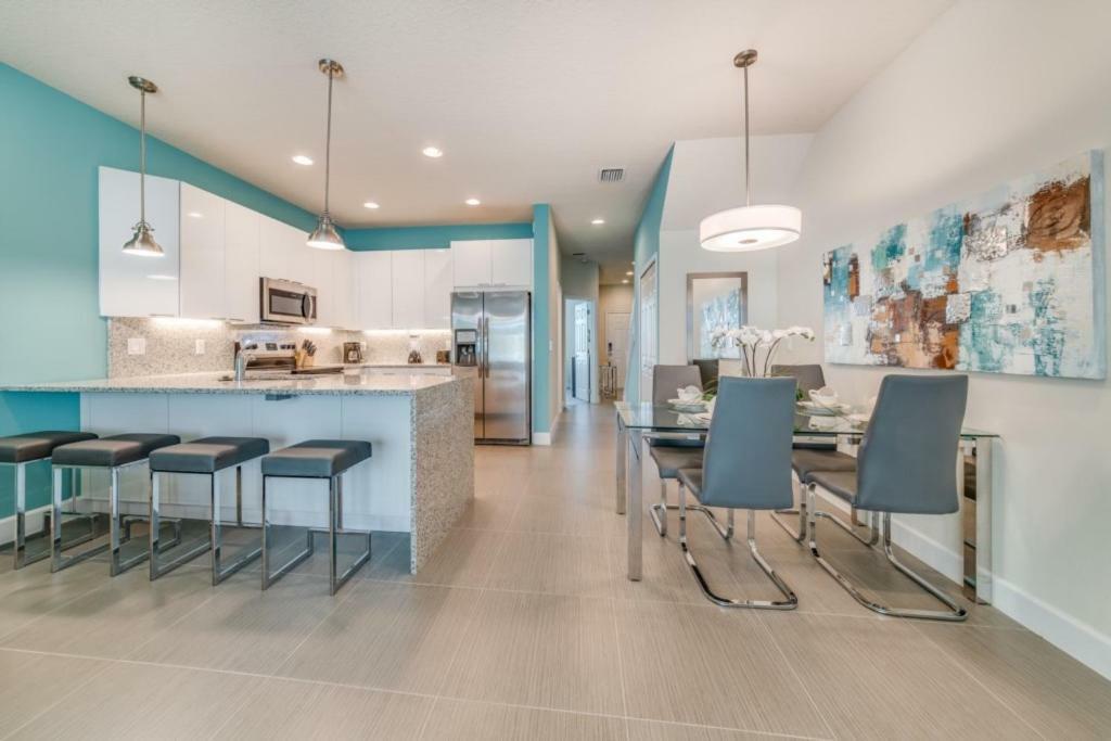Pleasant Villa With Private Pool Near Disney Four Corners Exterior photo